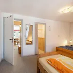 Lindenhof Apartamento *