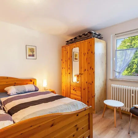 Lindenhof Apartment *